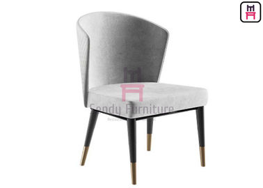 kaufen Kurvten hohe hintere Esszimmer-Stühle Fan Shapped das Rückenlehne-Gewebe, das mit kupfernen Füßen ohne Arme ist online manufacture