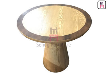 Lamellenförmig angeordnetes Volumen des Furnier-Blattrestaurant-Speisetisch-0.3cbm mit festes Holz-Basis Subuliform